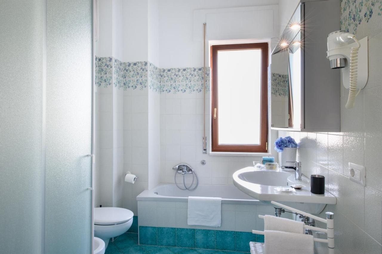 Les Suites Des Tout Le Monde Sorrento Buitenkant foto