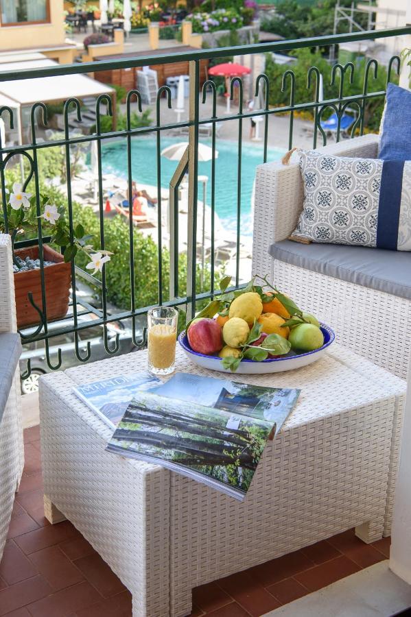 Les Suites Des Tout Le Monde Sorrento Buitenkant foto